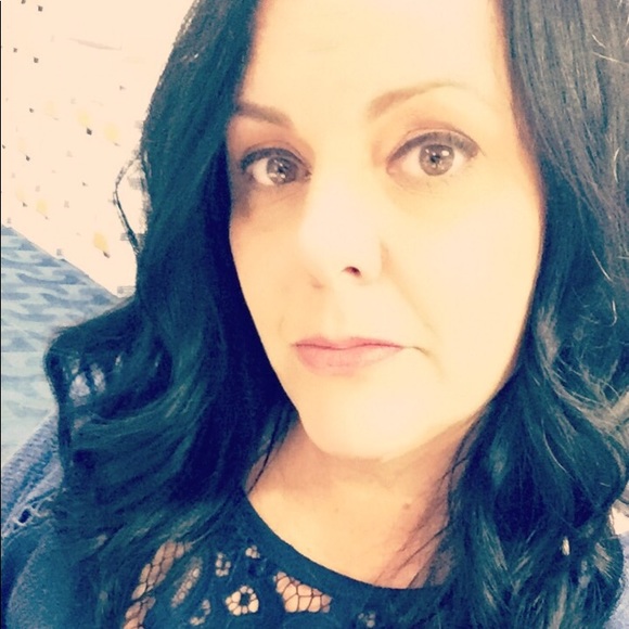 Meet your Posher, Paula - Picture 1 of 1